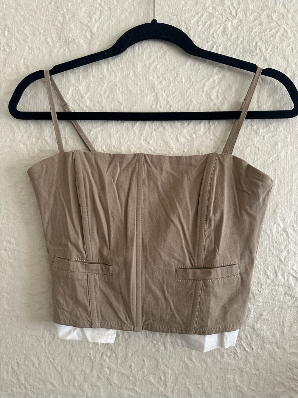 White Fox Tan Khaki Beige Corset Tank Top White
Pocket Trim Small
